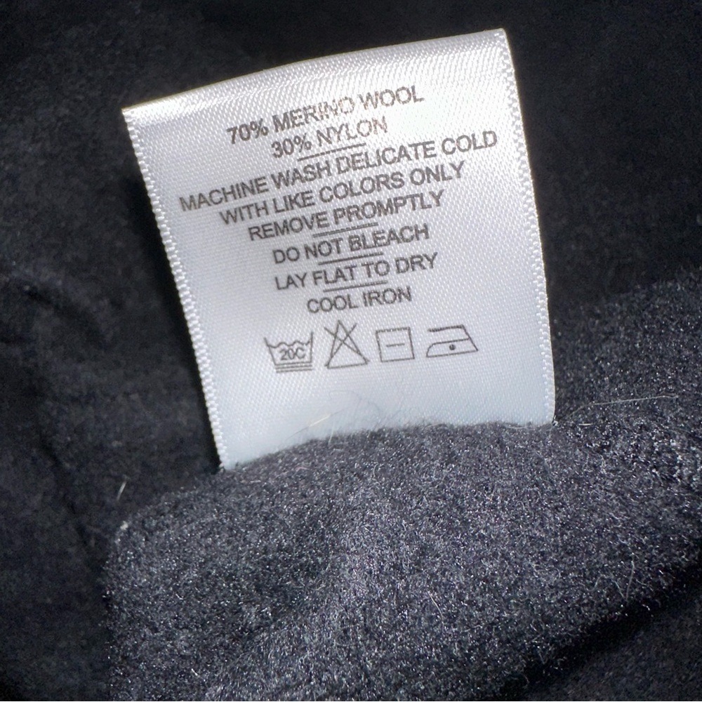 American Giant Black Zip Up Sweater - Picture 6 of 6